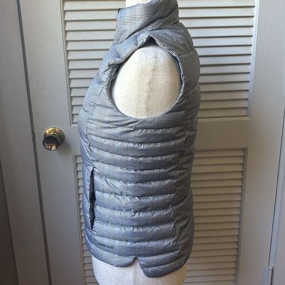 Lands end xs puffer vest black and white square pattern - Picture 3 of 6